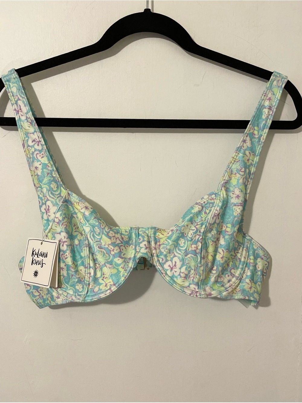Kulani Kinis Underwire Bralette Bikini Top Hibiscus Fizz Size XL extra large New